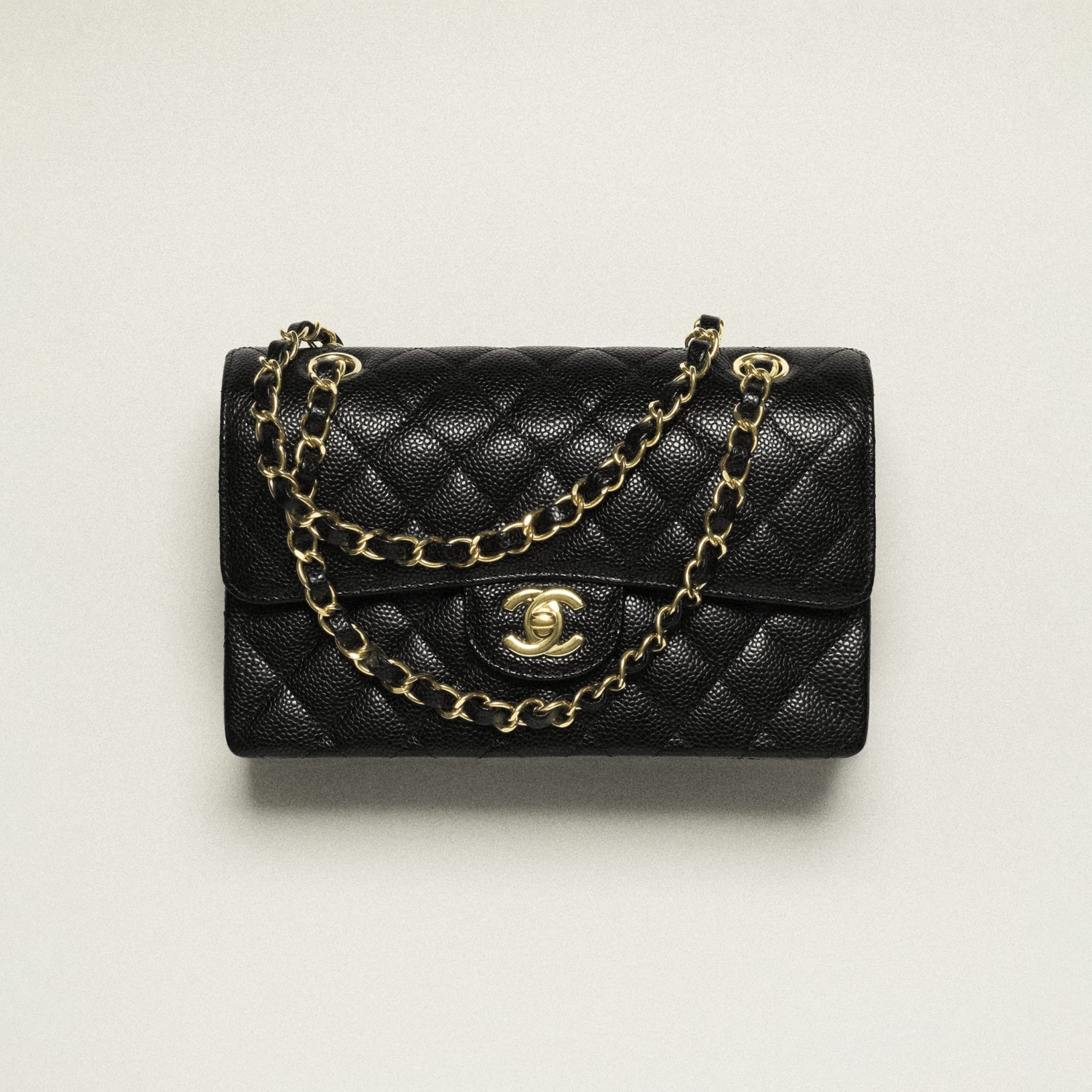 SMALL CLASSIC HANDBAG, BLACK