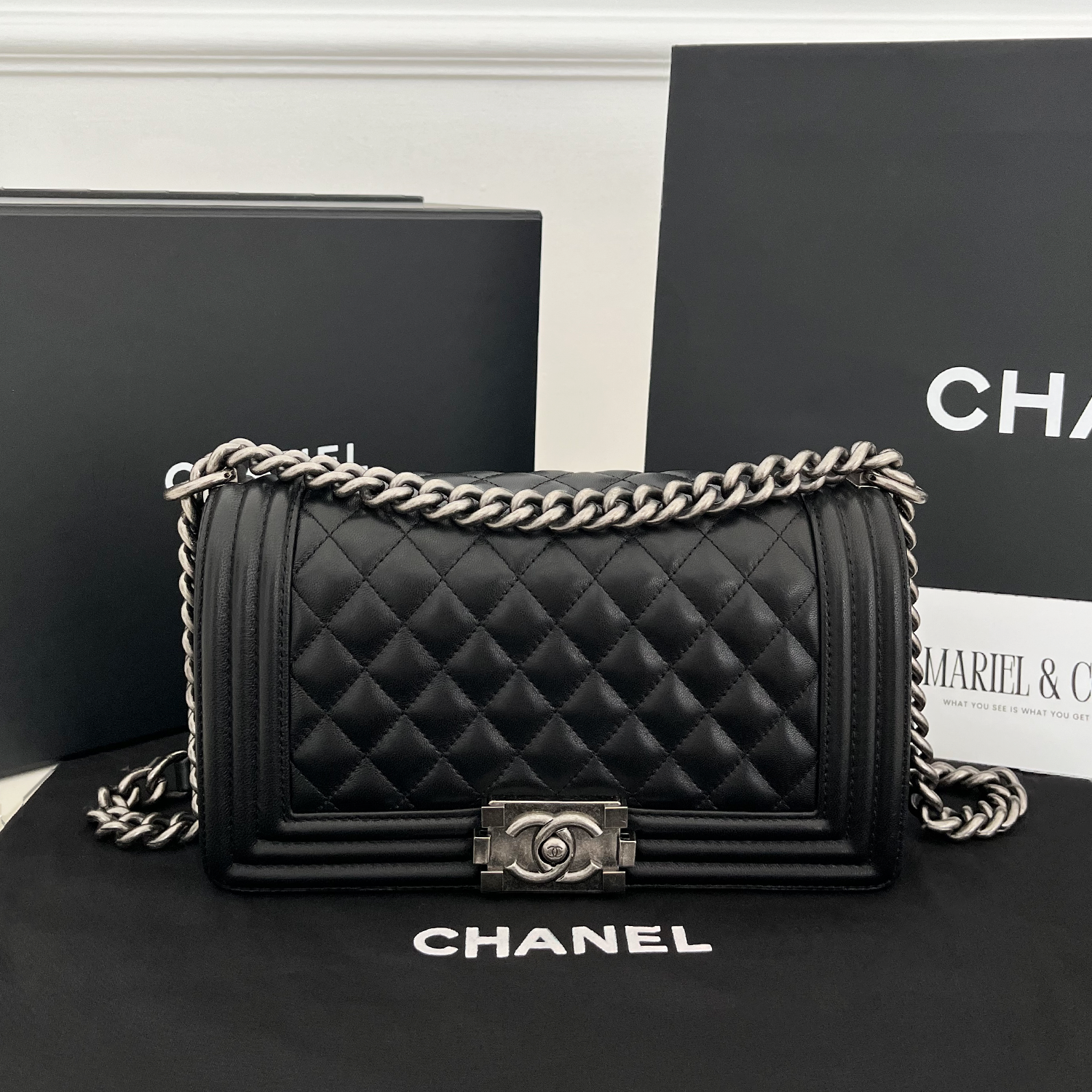 [CC]  BOY HANDBAG, CALFSKIN – BLACK