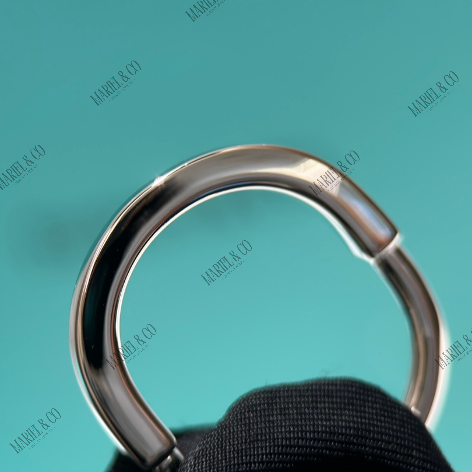 LOCK RING, WHITE GOLD