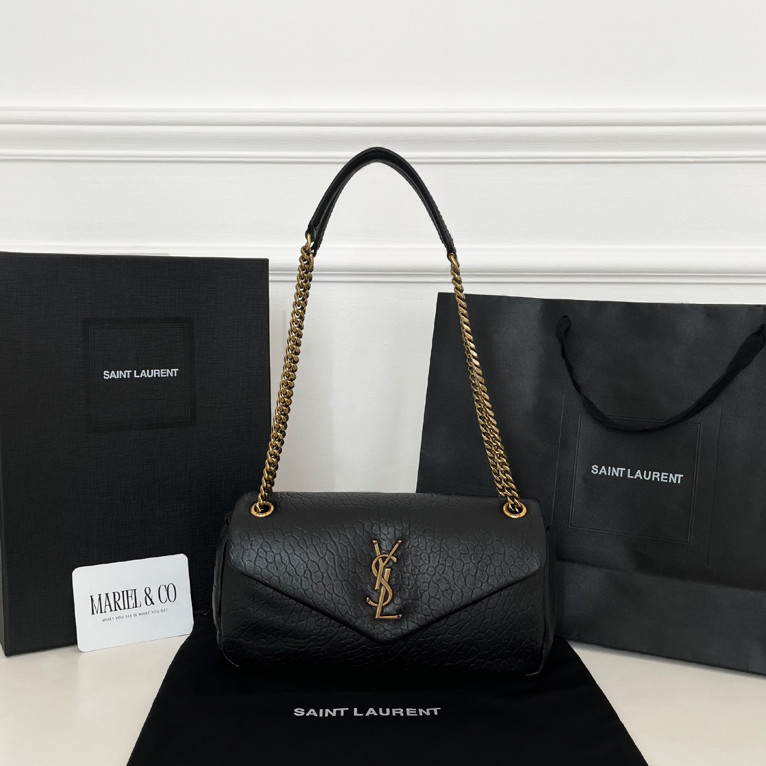 MEDIUM SHOULDER BAG, GRAINED LAMBSKIN – BLACK